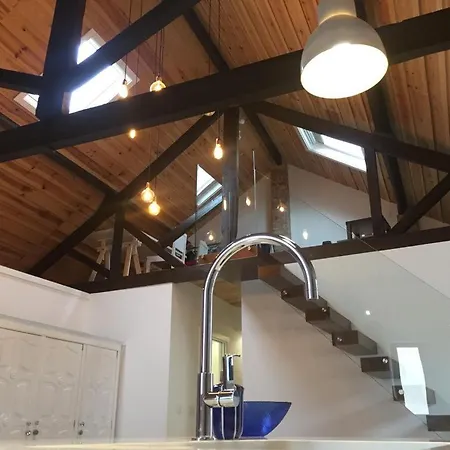 Loft Nyaraló Vieira de Leiria